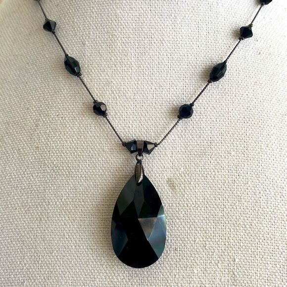 Dabby reid onyx color teardrop crystal hematite color chain extender - Picture 2 of 5